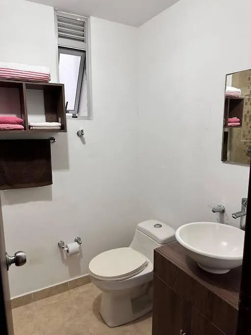 Piso 11 Hermosa Vista A 卡利 0*,  哥伦比亚